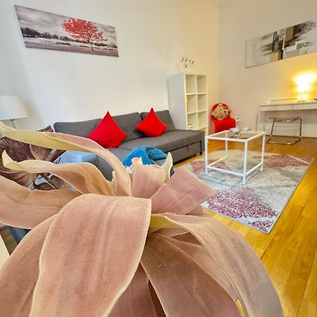 Charming Flat & Balcony Near Central Station L Bg5 Wien Exteriör bild