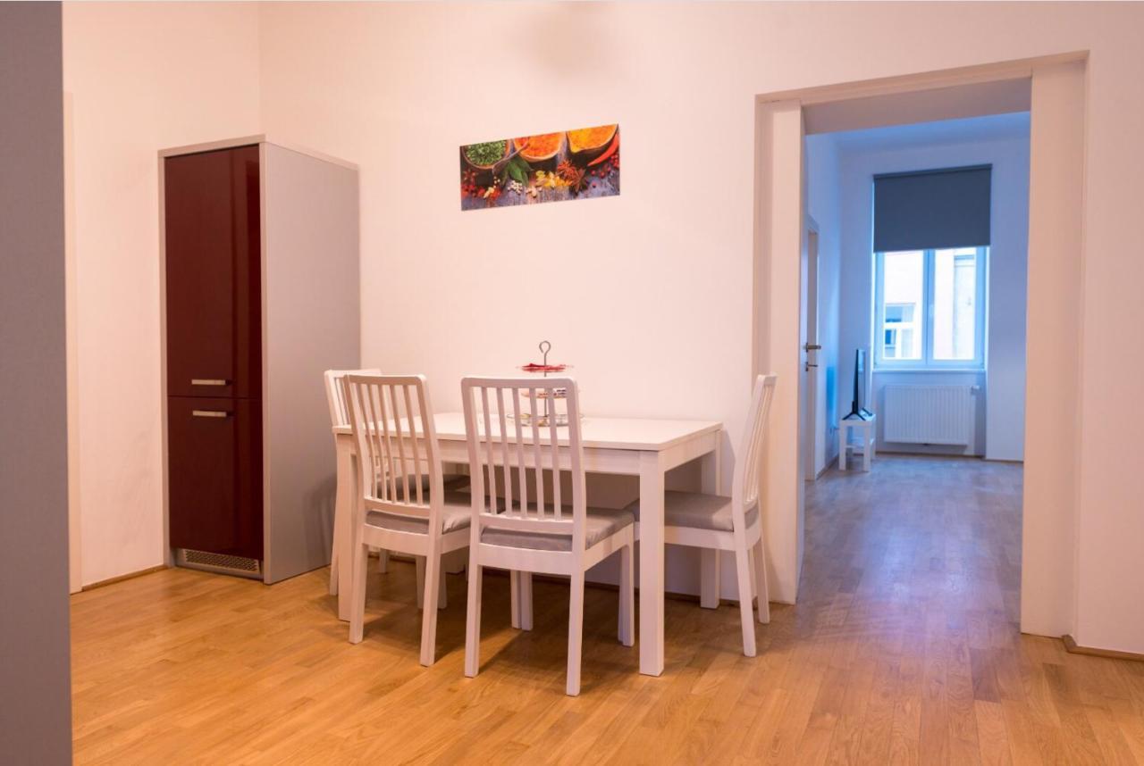 Charming Flat & Balcony Near Central Station L Bg5 Wien Exteriör bild