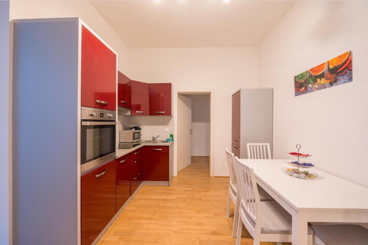 Charming Flat & Balcony Near Central Station L Bg5 Wien Exteriör bild
